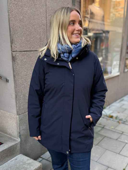 Marinblå jacka från Luhta