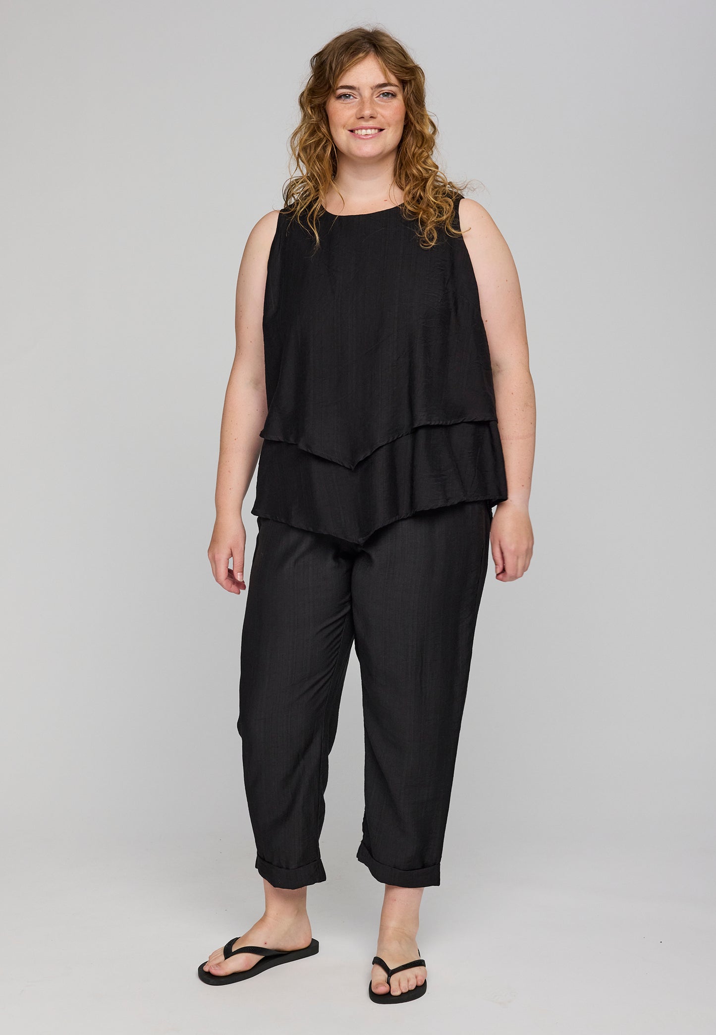 Svart linne från Studio S263837