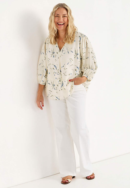 Romantisk blus från Cellbes 702463