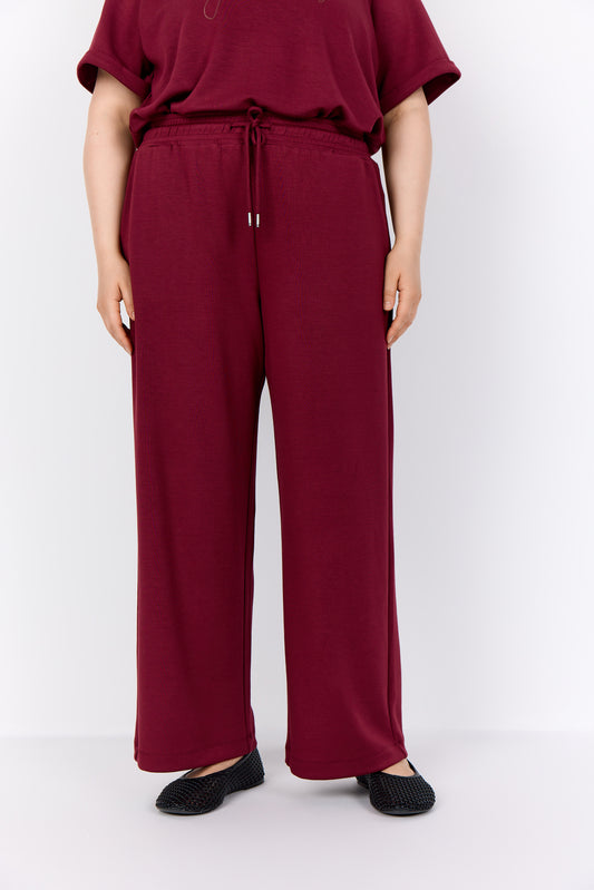 Vinröda byxor från Wasabi W20015