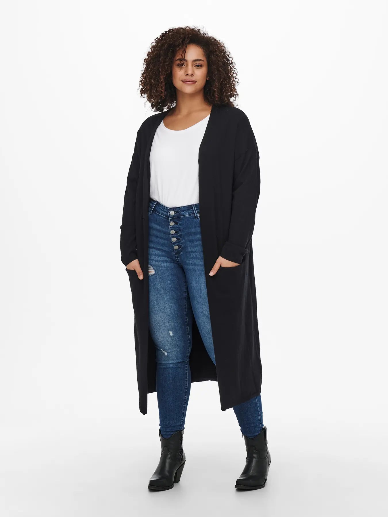 Svart lång kofta från Carmakoma 15306800