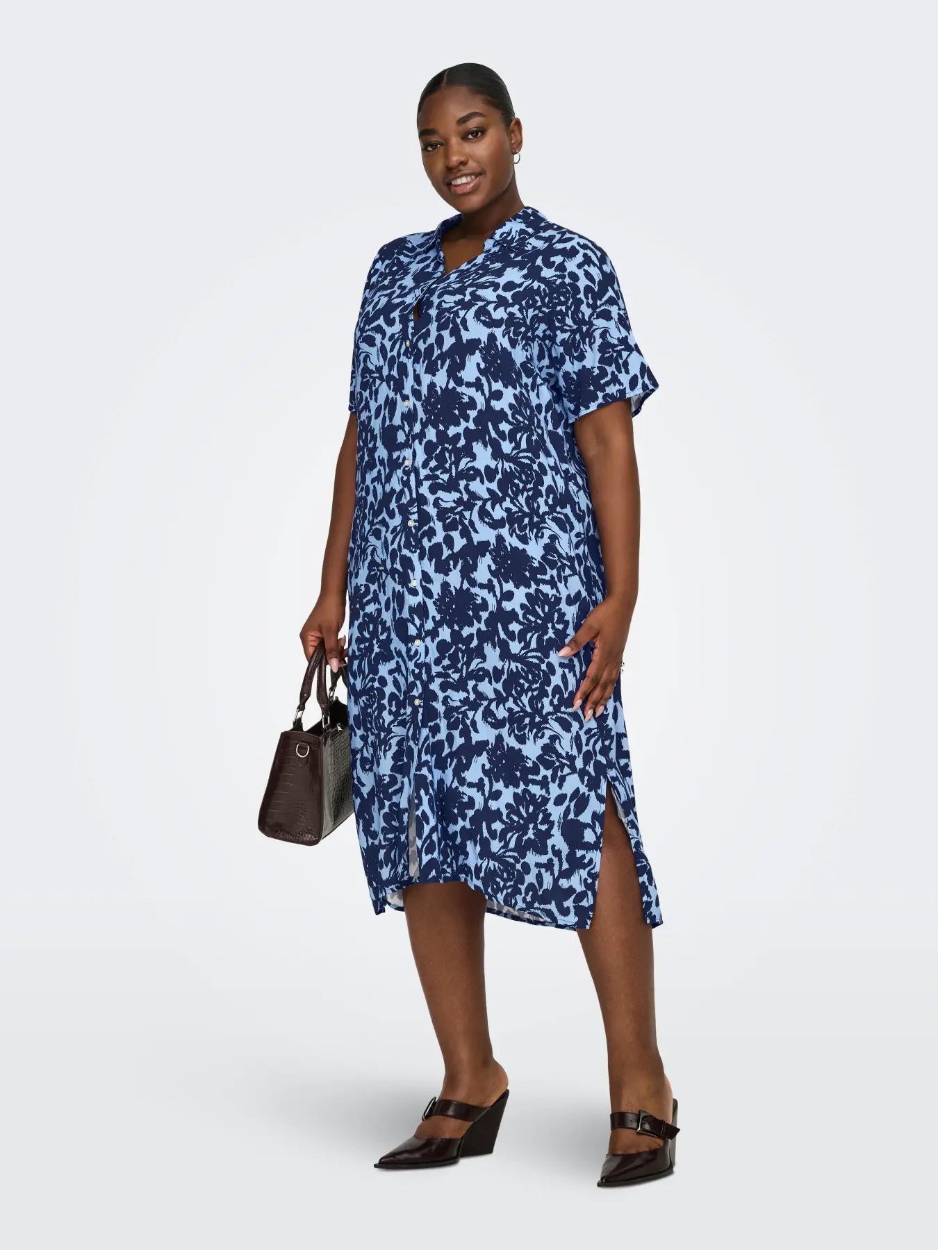 Mönstrad långskjorta/ klänning från Carmakoma 15368682