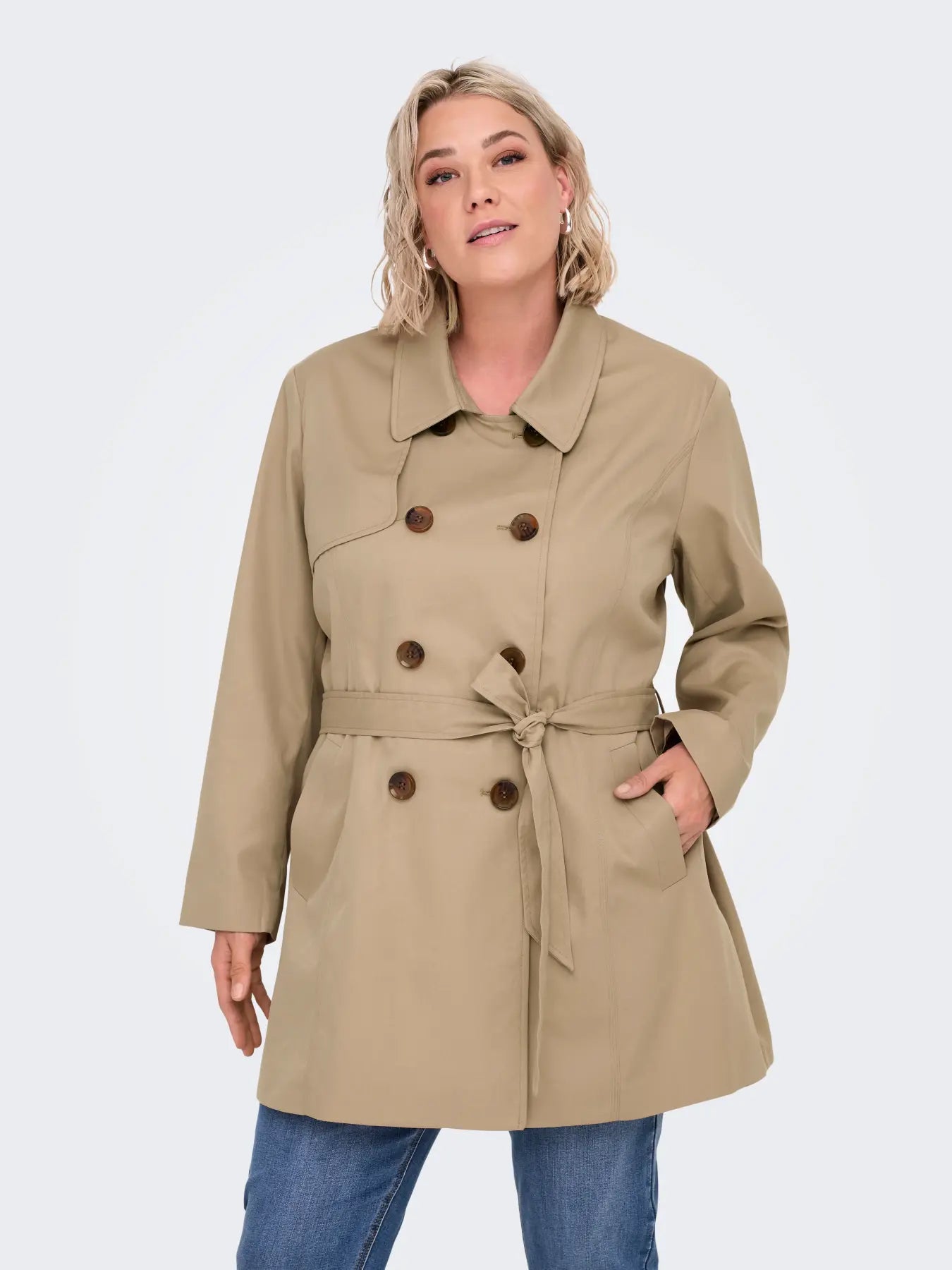Beige trenchcoat från Carmakoma 15293954